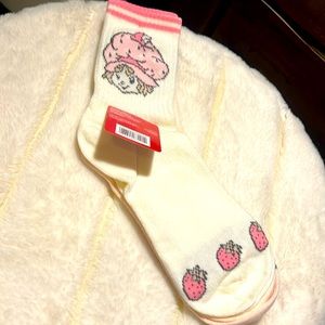 Strawberry Shortcake socks new